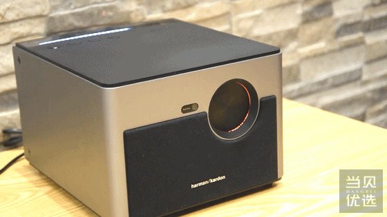 集高清画质、AI语音与千流明于一身,极米无屏电视H2Slim深入评测