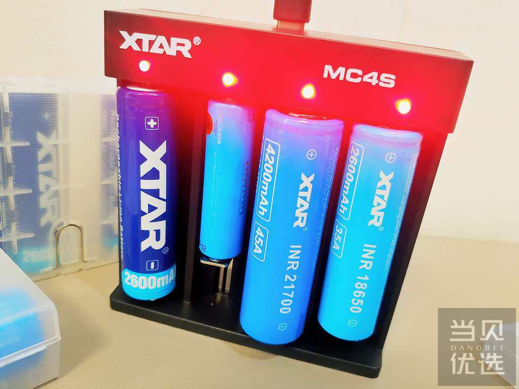 名副其实万能充 Xtar爱克斯达mc4s充电器体验 好文 当贝优选