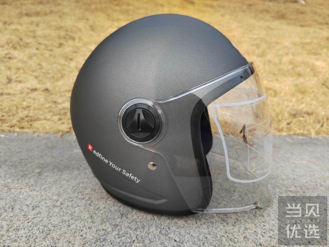 颜值在线 EPS防撞层，戴你真好，骑行不惧雨雪——Smart4U头盔体验